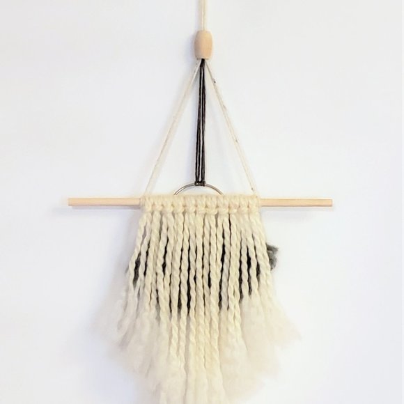 Mini Gray & Cream Boho Yarn Wall Hanging - Picture 3 of 3